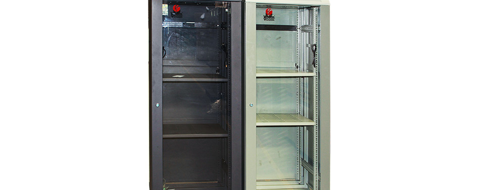 19英寸落地式網絡機柜